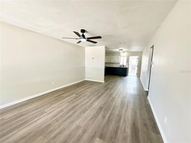 Building Photo - 3127 Villa Rd