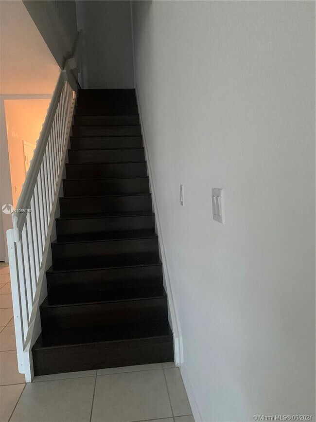 Foto del edificio - 25075-25108 SW 108th Ct