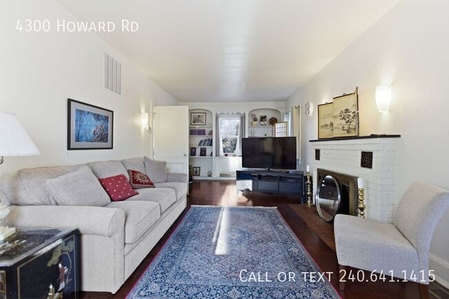 Photo - 4300 Howard Rd House