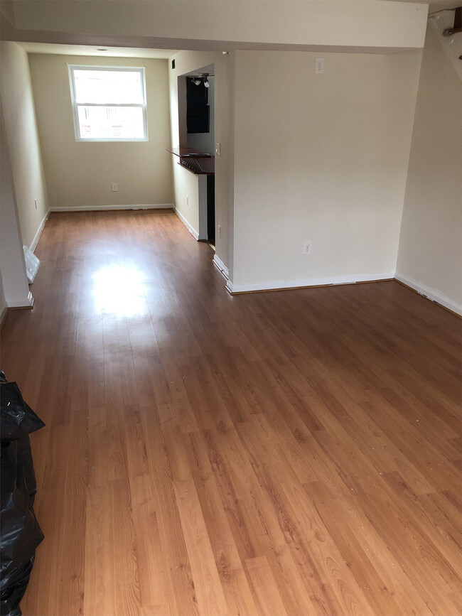 Building Photo - 4530 Marple St