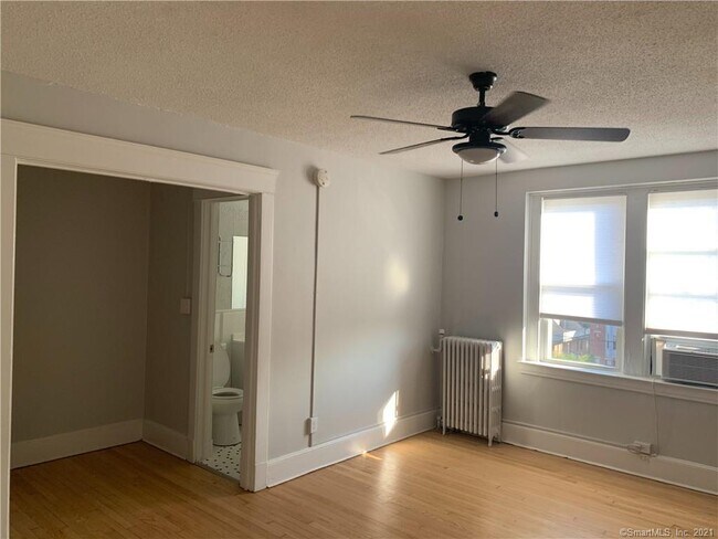 Foto del edificio - 100 Howe St