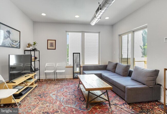 Foto del edificio - 1780 Frankford Ave