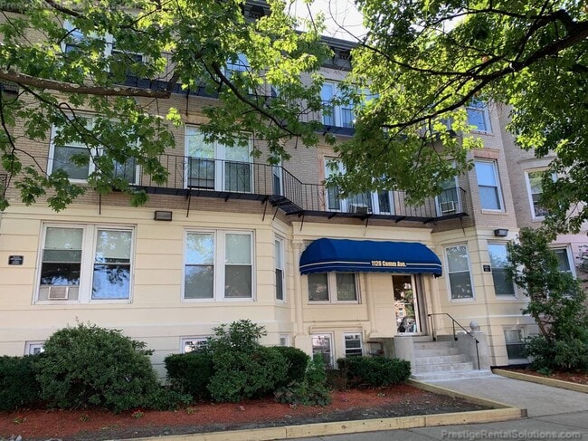 Building Photo - 1116 Commonwealth Ave
