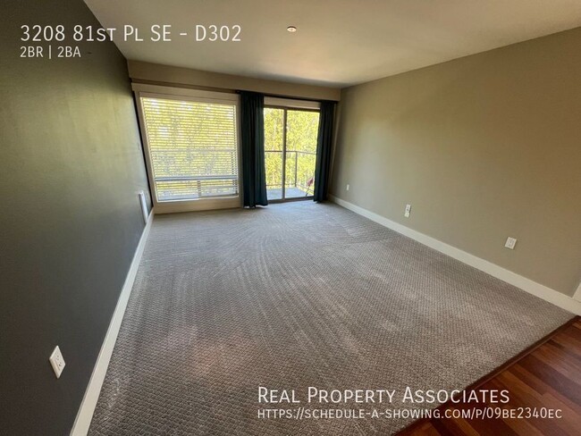 Building Photo - 2 Bedroom Condo in Mercer Island