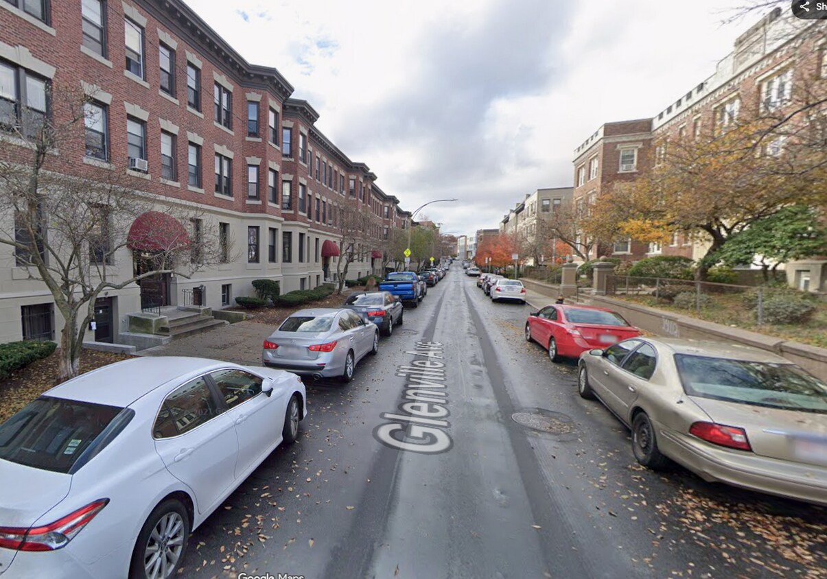 Foto del edificio - 18 Glenville Ave