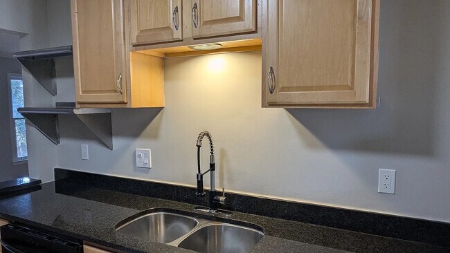 Foto del edificio - Room in Townhome on Cooper Lake Dr SE