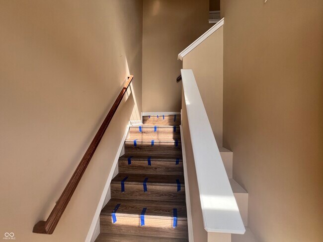 Foto del edificio - 3332 Decker Ridge Dr