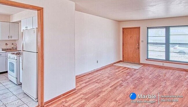 Building Photo - 3 br, 1 bath House - 2421 N Key Blvd