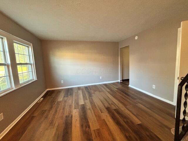 Foto del edificio - 493 Barnett Rd