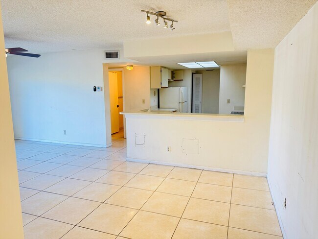 Foto del edificio - 9266 W Atlantic Blvd