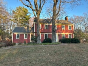 Building Photo - 16 Page Farm Rd