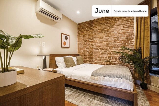 Building Photo - Room in Shared 3 bed/2 bath home in Upper West Side