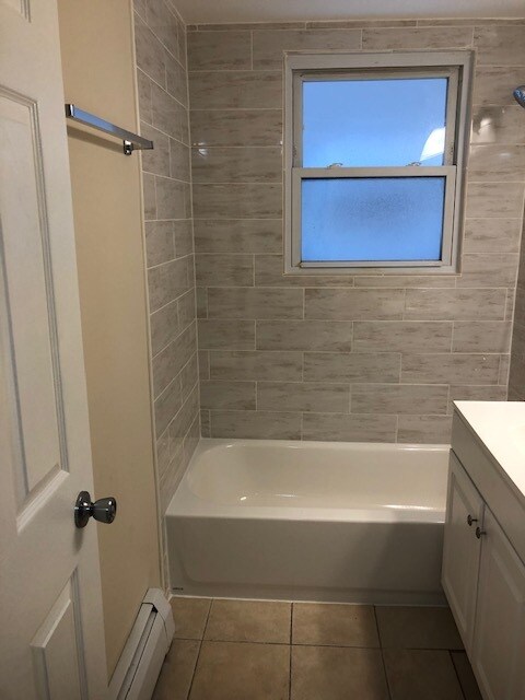 Bathroom - 2100 N Harlem Ave