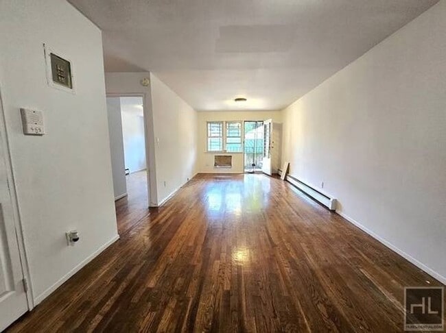 Building Photo - 62 STREET