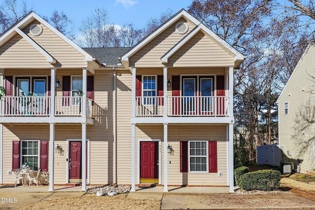 Building Photo - 233 Woodson Dr