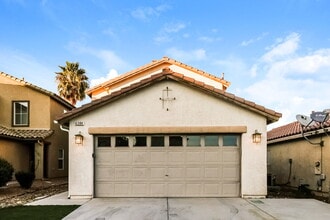 Building Photo - 6384 Whispering Clouds Ct