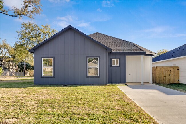 Foto del edificio - 401 E Martin Luther King Blvd