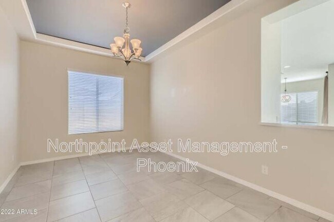 Building Photo - 19011 W Medlock Dr