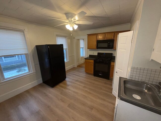 Building Photo - 36A Second Street-