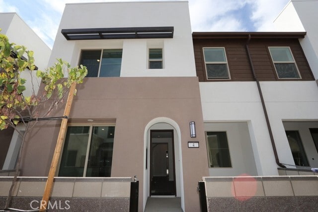 Building Photo - 3520 E Peckham Paseo