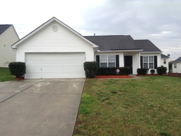 Foto principal - 3635 Chepstow Ct