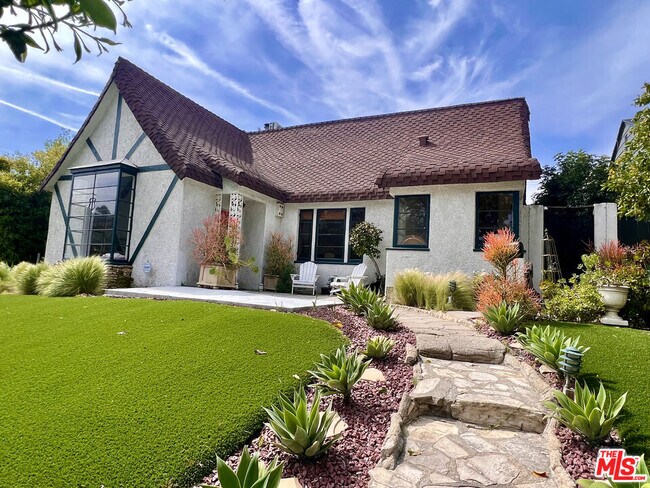 Foto del edificio - 219 Winchester Ave