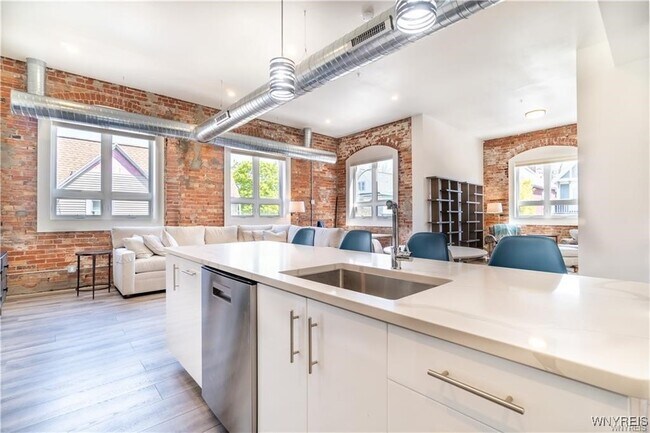 Foto del edificio - 340 Bird Ave