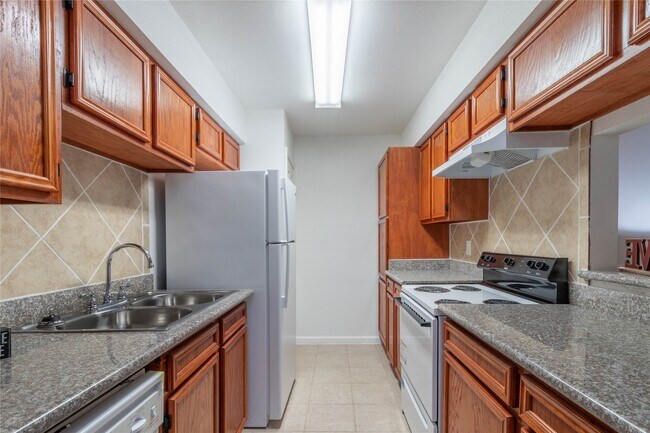 Foto del edificio - 6700 S Dairy Ashford Rd