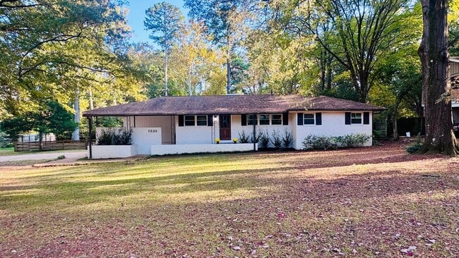 Foto del edificio - 7535 Parker Cir