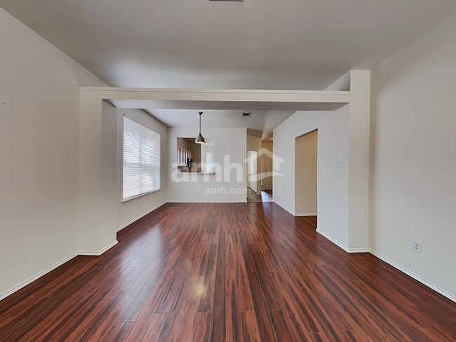 Foto del edificio - 2517 Wakecrest Dr