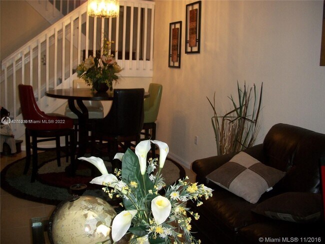 Building Photo - 2651 SW 85th Terrace