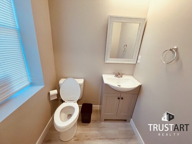 Foto del edificio - 3 bedroom house near Olney