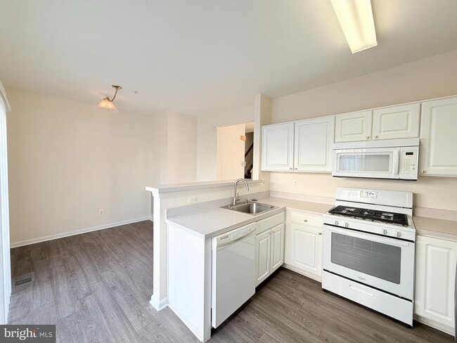 Foto del edificio - 112 Rabbit Chase Dr