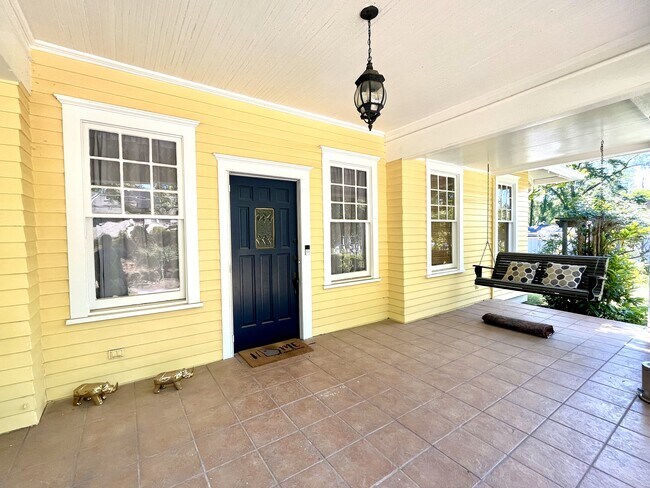 Photo - 1938 Cambridge Ave House