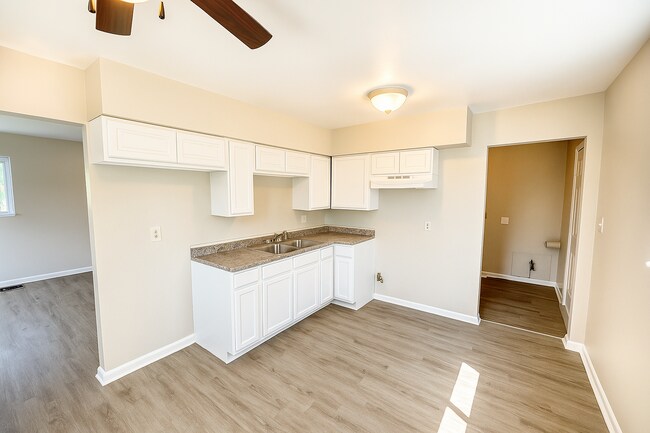 Foto del edificio - 1133 N Tremont St