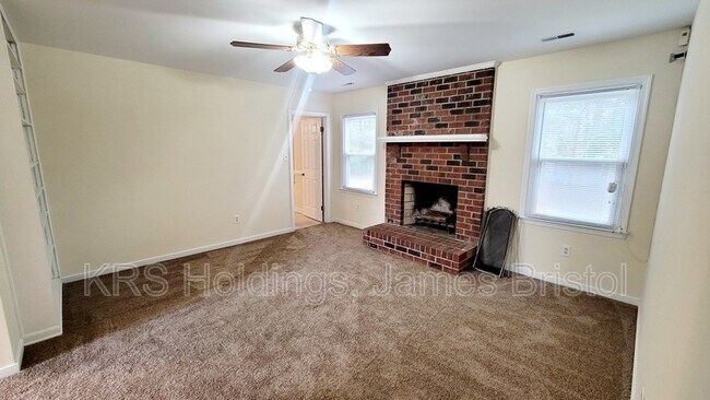 Building Photo - 6302 MacBeth Ct