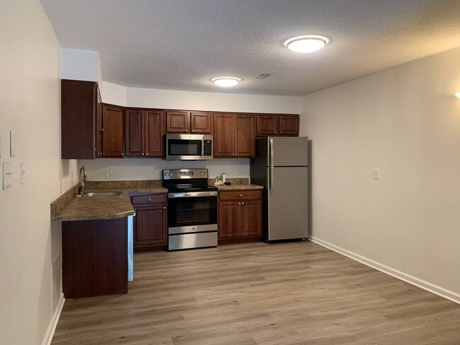 Building Photo - 1552 Helderberg Ave