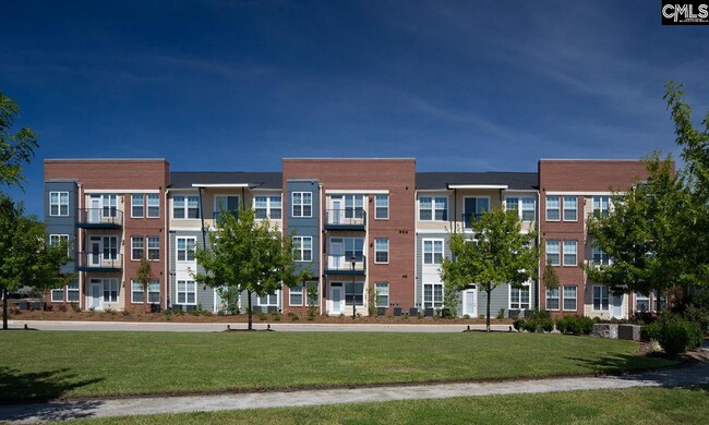 Building Photo - 464 MacDougall St