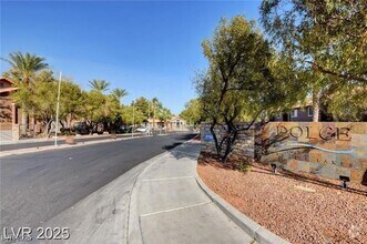 Building Photo - 2750 S Durango Dr
