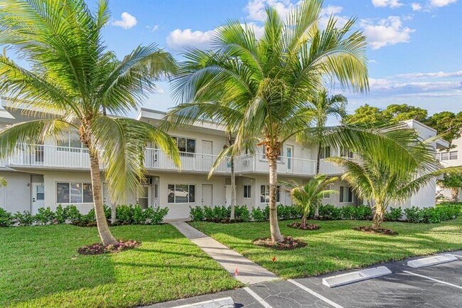 Foto del edificio - 261 NE 19th Ave