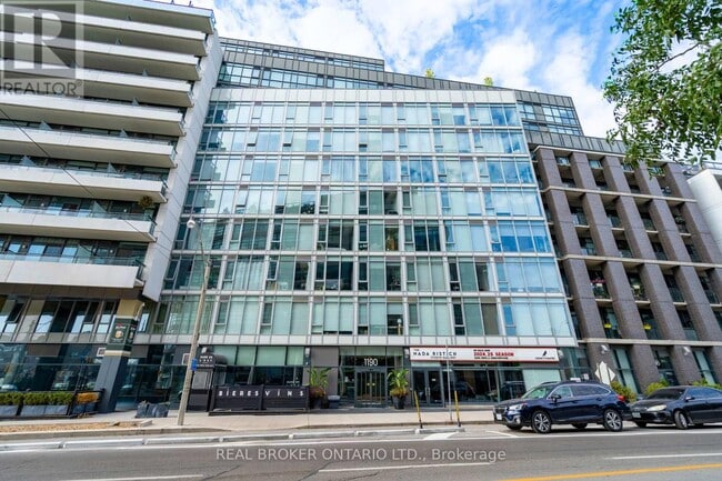 Building Photo - 1190 Dundas St E