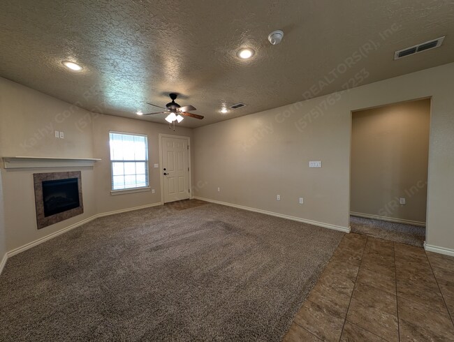 Foto del edificio - 125 Gayland Dr