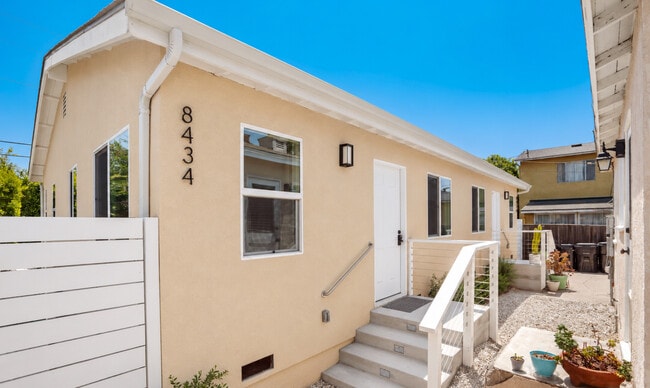 Building Photo - 8434 Wiley Post Ave