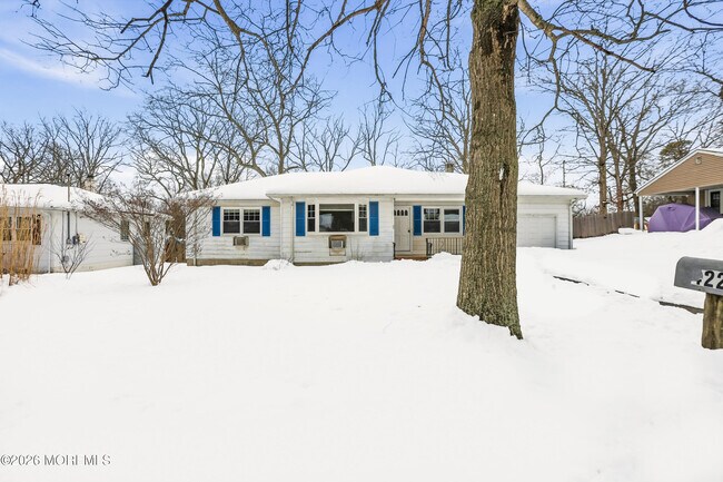 Foto del edificio - 422 Shady Ln