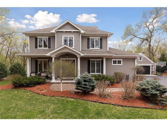 Building Photo - 3632 Rainbow Dr