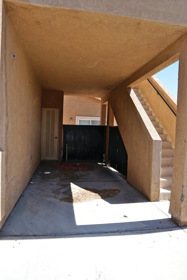 Building Photo - 67723 Rio Vista Dr