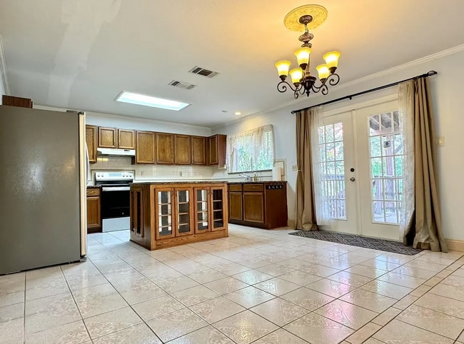 Building Photo - 25018 Granite Path