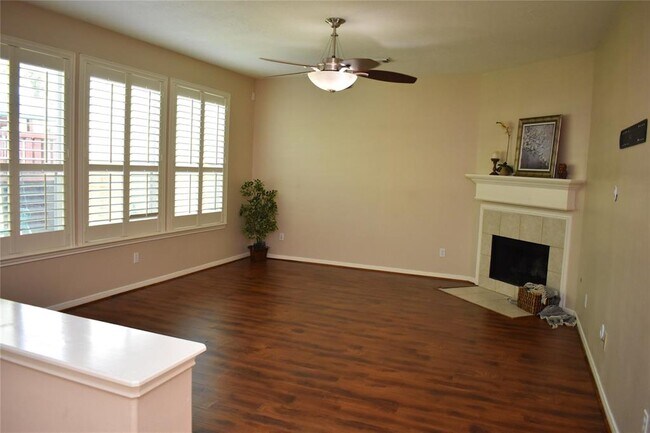 Foto del edificio - 2611 Easton Springs Ct