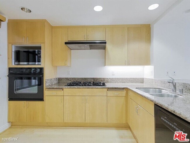 Building Photo - 2 br, 2 bath Condo - 11847 Gorham Ave Apt 210