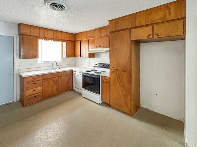 Foto del edificio - 701-703-703 E Sunset Cir